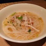 Chinese Suiyo - 香菜蒸鸡米粉