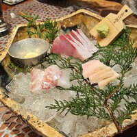 魚坐 - 