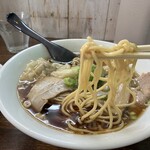 中華そば カリフォルニア - チャーシュー肉ワンタンそば（黒）