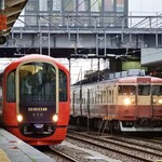 えちごトキめきリゾート 雪月花 - 糸魚川駅に停車中の『雪月花』