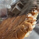 ヘルメス下中野 - クルンジ(Wチョコ)¥432内　今まで食べたクルンジで一番美味くて可愛い。サクサクデニッシュとカリカリザラメとチョコレート。美味い。