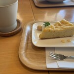 こむぎ日和 - 洋梨のケーキ