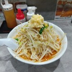 旨辛ラーメン 表裏 - 