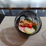 創作鉄板 蔵人 - ランチのサラダ、じゃことベーコンで旨味が出てましたよ