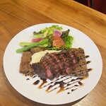 Un Chat noir - 牛肋條牛排薄餅