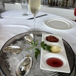 PESCA WAIKIKI BEACH - 