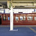 ROKUMON - 停靠在輕井澤車站的『ろくもん』