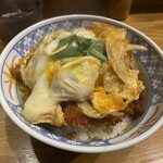とりかつ丼の黒兵衛 小倉 旦過市場店