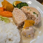 キッチン ブルー グローブ - パンプキンポテサラを添えて