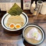 らーめん志高 - 1周年特別営業 豚骨100%つけ麺 味玉