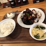 マダムアンホームキッチン - 定食全容　御飯は少ないですがおかわり自由‼️