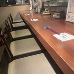 精肉問屋 串の玄太丸 - カウンター席