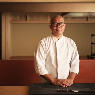 片柳遥氏（カタヤナギハルカ）―様々な料理と精肉の知見を糧に