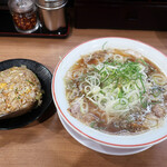 第一旭 桂店 - スペシャル + 焼きめし（小）セット