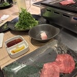 黒毛和牛とタンとハラミ 焼肉じゅんちゃん 別邸 - 