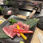 黒毛和牛とタンとハラミ 焼肉じゅんちゃん 別邸 - 
