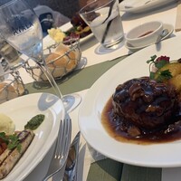 37 Steakhouse & Bar - 