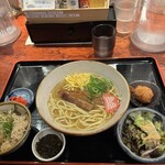 沖縄料理 新垣家 - 