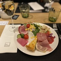 フォルク キッチン オールデイダイニング  - 
