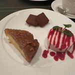 サンク・オ・ピエ - 