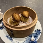 atelier HANADA - 鮑のシュウマイ