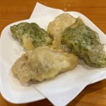 手打ちうどん 上を向いて - かしわ天