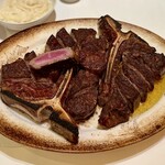 ベンジャミンステーキハウス 六本木 - ドライエイジTボーンステーキ