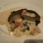 ジャンティーユ - ◉ 海の幸の料理
      黒アワビのステーキ、アワビ肝のソースで…
      　☘️鳥羽石鏡産の黒アワビです！
      　　いいルートを持っています♪