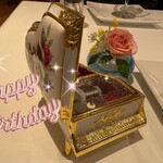 ジャンティーユ - ♪ このピアノからbirthday songが流れます♪