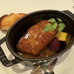 ジャンティーユ - ◉ 前菜②
      フォアグラのポワレ
      　☘️フォアグラと、バターを練り込んだ
      　　サクサクパンとの相性が抜群でした‼️