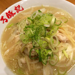 Wantsuchi - 鶏葱麺。スープは甘め。