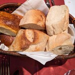 ビストロ・プティポワ - パン