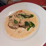 ビストロ・プティポワ - メイン2(ポークのフリカッセ)