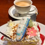 グランディア芳泉 - cake on the 北陸新幹線