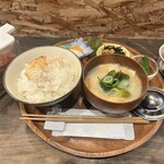 breakfast 旅人の朝 - 