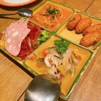 マヌエル タスカ ド ターリョ 丸の内店 - 