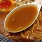 麺家 たけ田 - スープの感じ