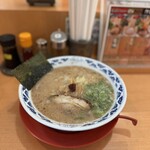 九州らーめん 亀王 - 