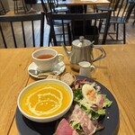 パンケーキ＆ブックス ビブリオテーク - 