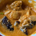 インドレストラン＆バー ムナル - Indian Restaurant & Bar Munal @西葛西 油でいためられたナスが美味しいチキンとナスの日替わりレー