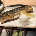 炭焼き かどた/お料理すゞ㐂 - 鯖の塩焼き^ ^ ええ焼き目しとるな(･_･;