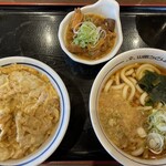 山田うどん - 料理写真: