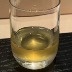 蒼菓 - ・微酸イラム白
      （タルトタタンと牛乳アイスのデセールに合わせて）
      （T78とGoomteeという品種？を白茶に製茶したもの）