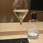 蒼菓 - ・金萱爽香スパークリング
      （パプリカとトマトのデセール合わせて）
      （金萱という品種の茶葉を烏龍茶に製茶したもの）