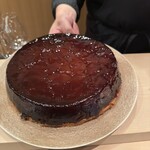 蒼菓 - ・完熟紅玉の焼きたてタルトタタン
      ・マダガスカル産バニラとジャージー牛乳「ジャージー牛のおすそわけ」のアイスクリーム
      
      ・皮や種を抽出したシロップ