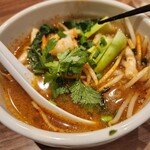 ASIAN DINING KOHINOOR - 