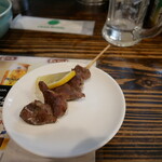 やきとり 華丸 - 焼き鳥は一本から焼いてくれます☆