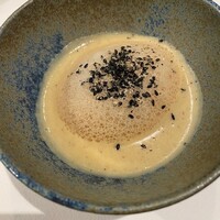 オーグードゥジュール メルヴェイユ 博多 - スープは、ふわふわ