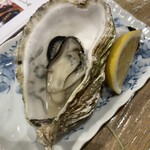 炭焼き･煮込み 喜多よし - 焼き牡蠣　450円