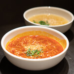 TRATT. USHIGORO - 冷麺 赤、白